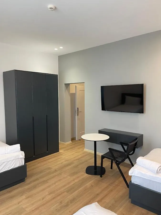 Ladi Rooms Tirana Albánia