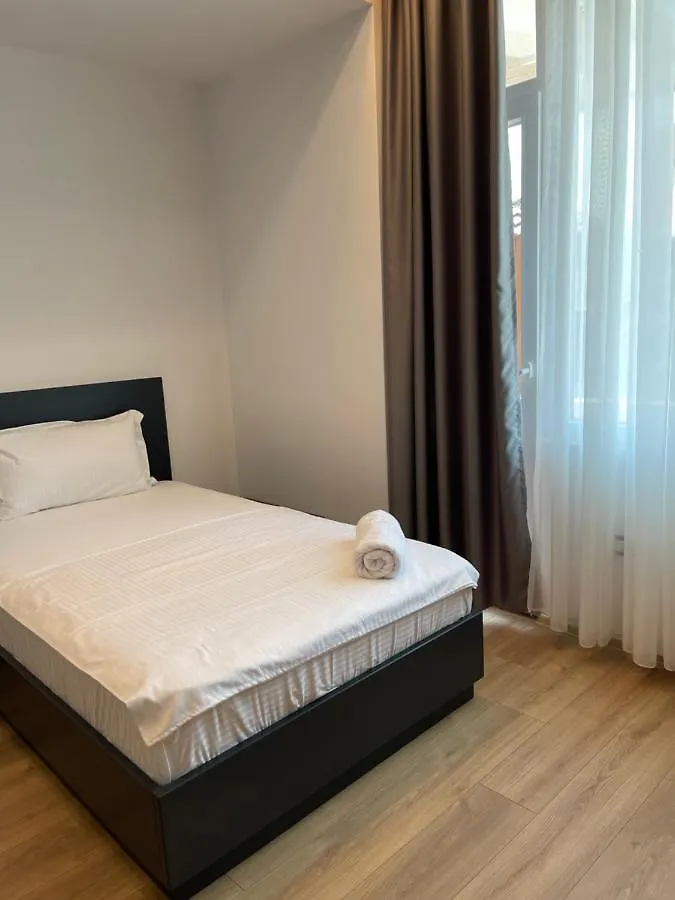 Ladi Rooms Tirana 4*,  Albánia