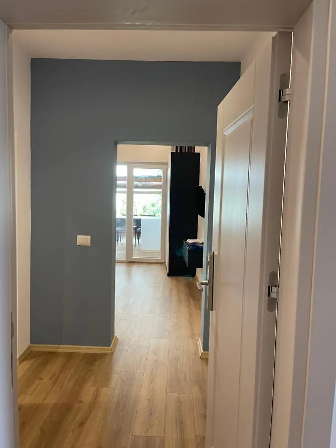 Ladi Rooms Tirana Albánia