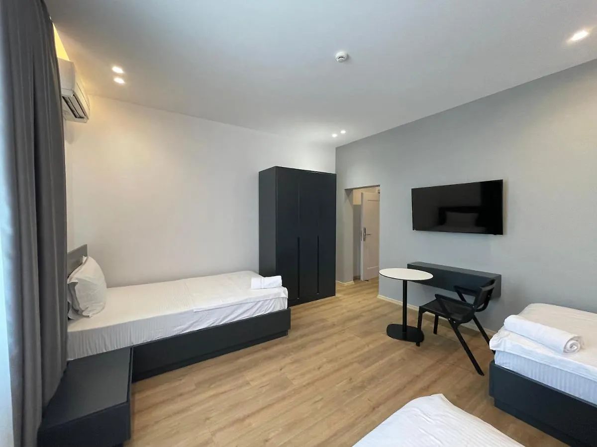 Ladi Rooms Tirana Hotel